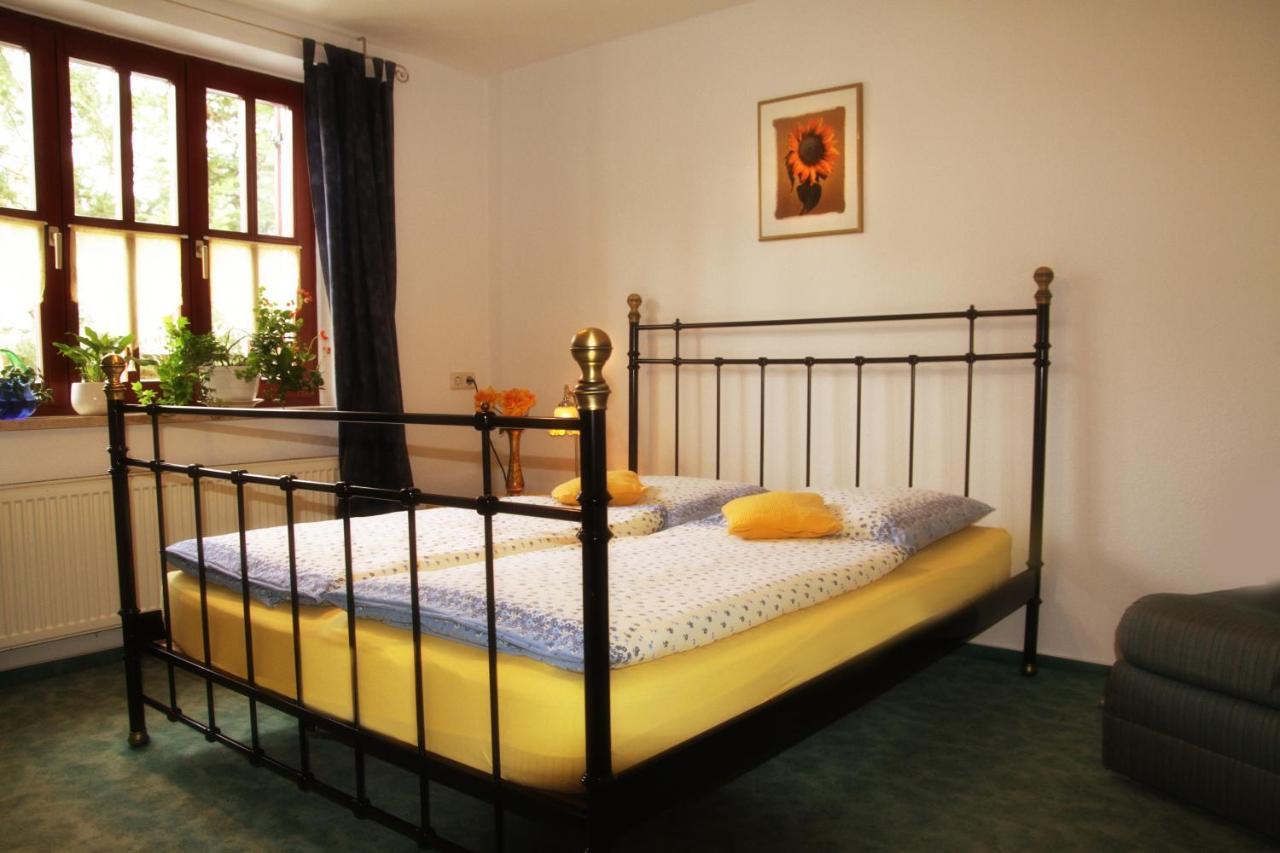 Fruehstuecks Pension Zum Postillion Klingenthal Room photo